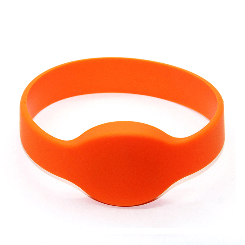 RFID硅膠運(yùn)動(dòng)腕帶廠家定做硅膠腕帶NFC硅膠手環(huán)