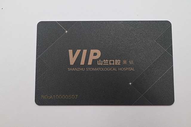 會員PVC卡制作比紙品印刷更復雜，工序更多